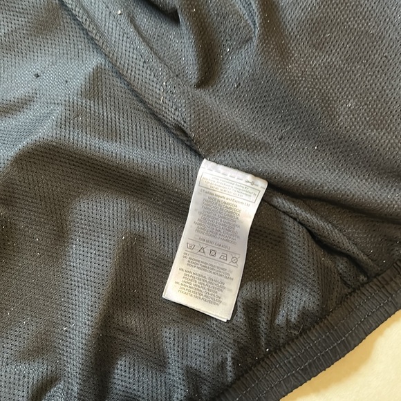 Adidas wind breaker running jacket - Picture 13 of 14